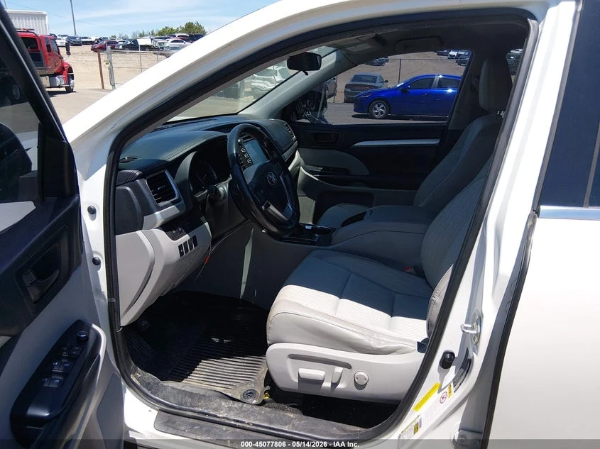 Toyota Highlander 3.5l Le Plus, снимка 5 - Автомобили и джипове - 54860742