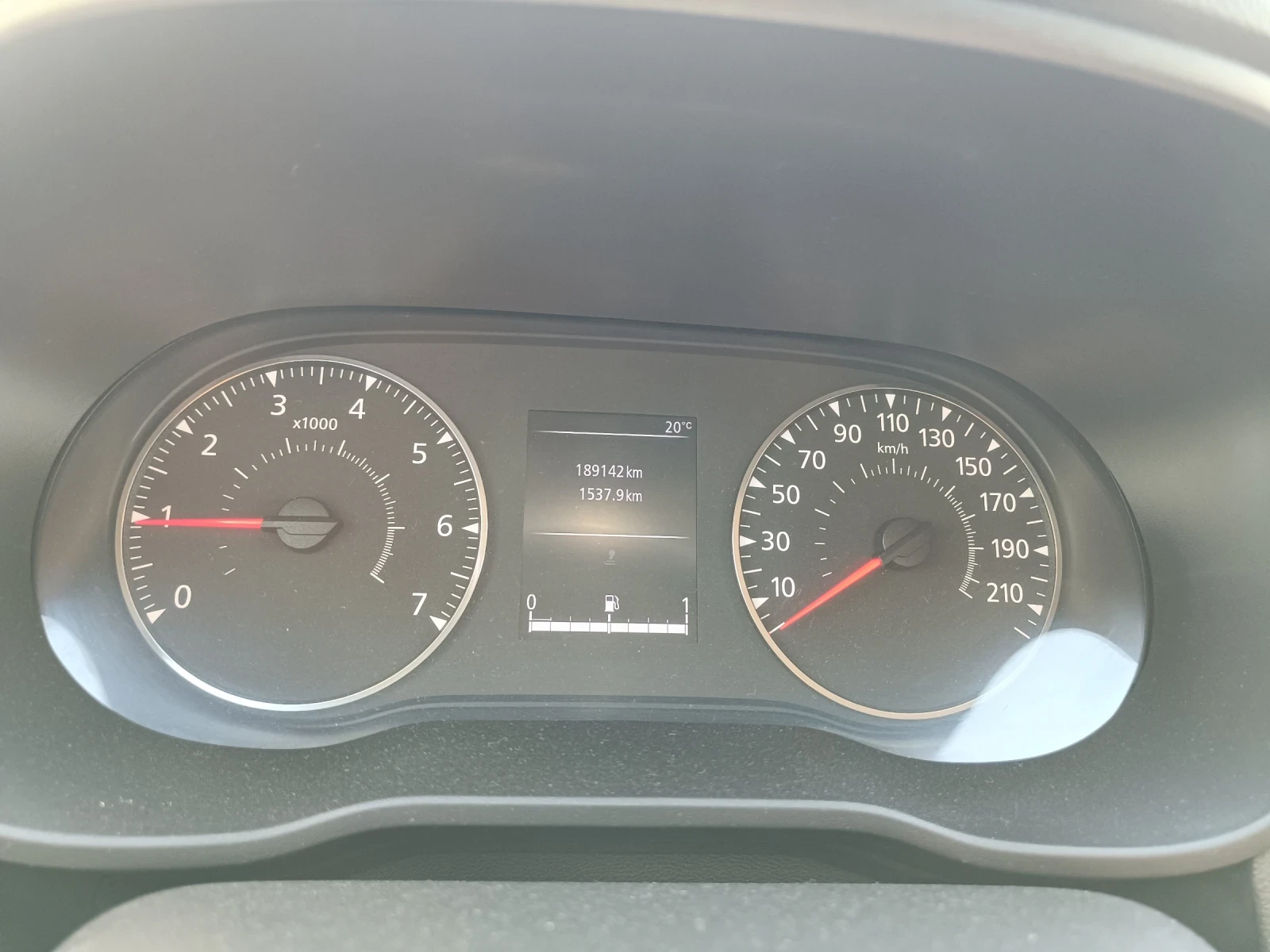Dacia Duster 1.0Tce/100к.с./ECO-G/BlueLine/Фабрична ГАЗ/, снимка 11 - Автомобили и джипове - 55157586
