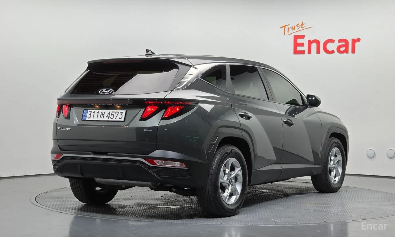 Hyundai Tucson 1.6 Turbo Modern 4x4* DISTRONIC* LANE ASSIST* , снимка 3 - Автомобили и джипове - 55219247