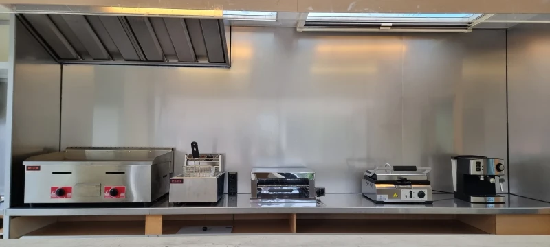 Кемпер Mercedes-Benz СКАРА-БИРА , снимка 9 - Каравани и кемпери - 52015525