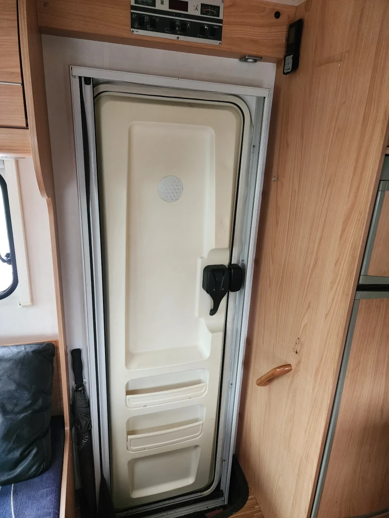 Кемпер Burstner Solano 710, снимка 15 - Каравани и кемпери - 52760673