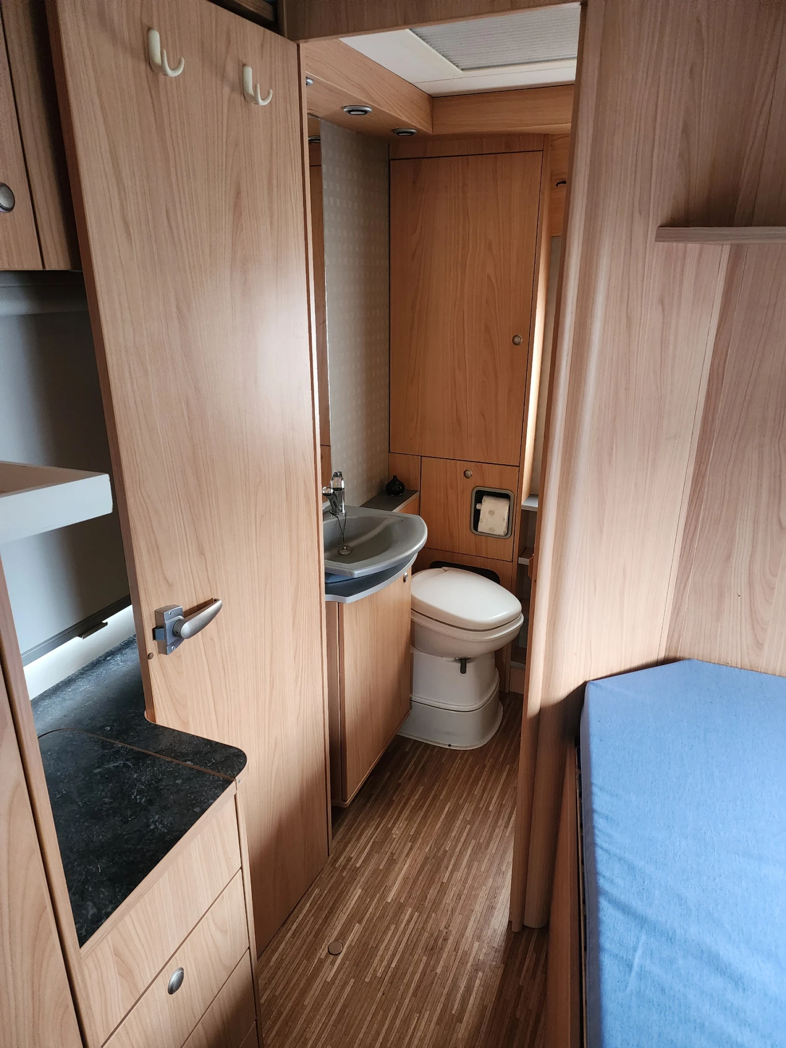 ������ Burstner Solano 710 | Mobile.bg � ����������� 11