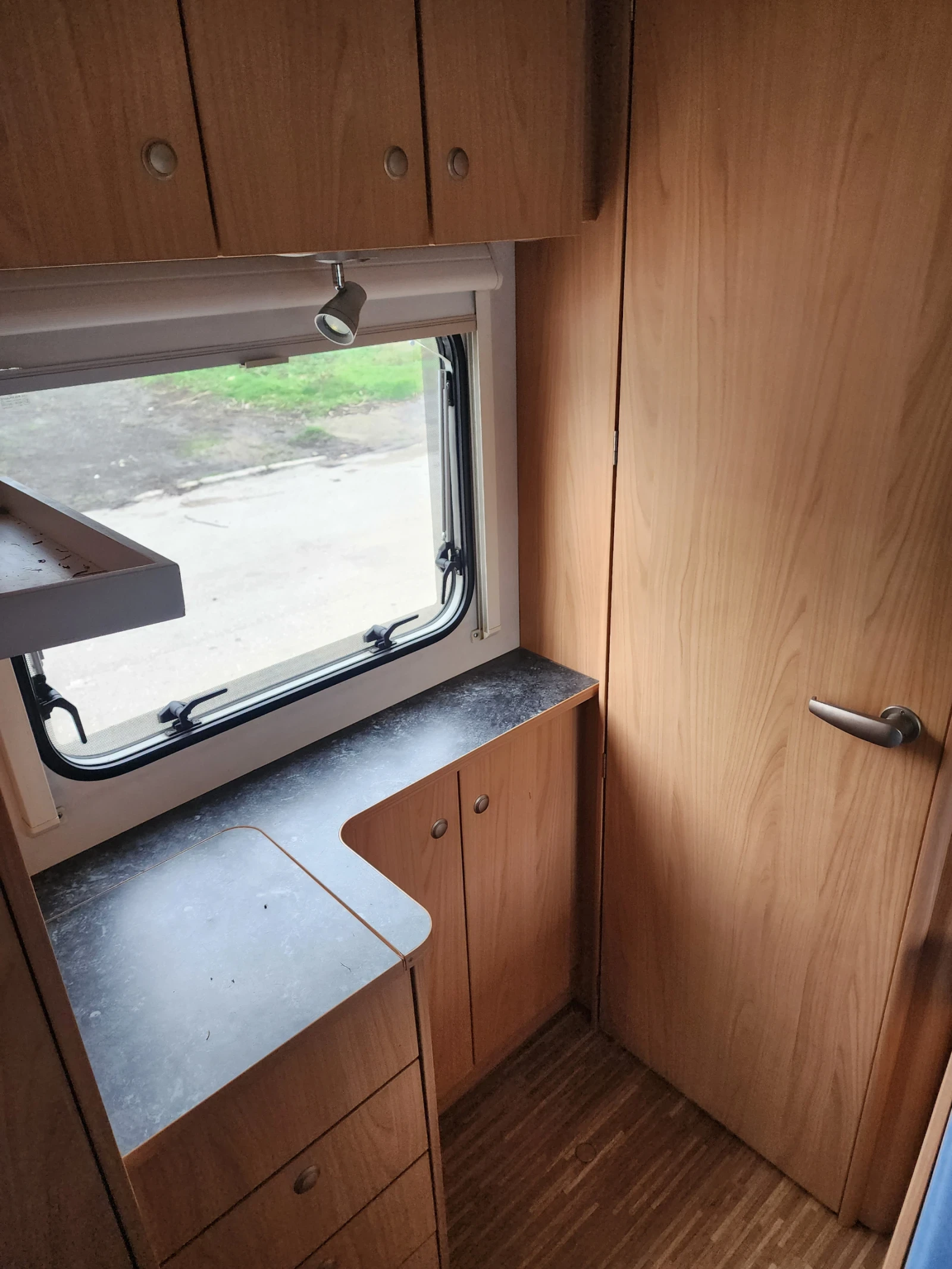 ������ Burstner Solano 710 | Mobile.bg � ����������� 14