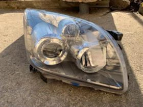 Светлини за Toyota Avensis, снимка 1