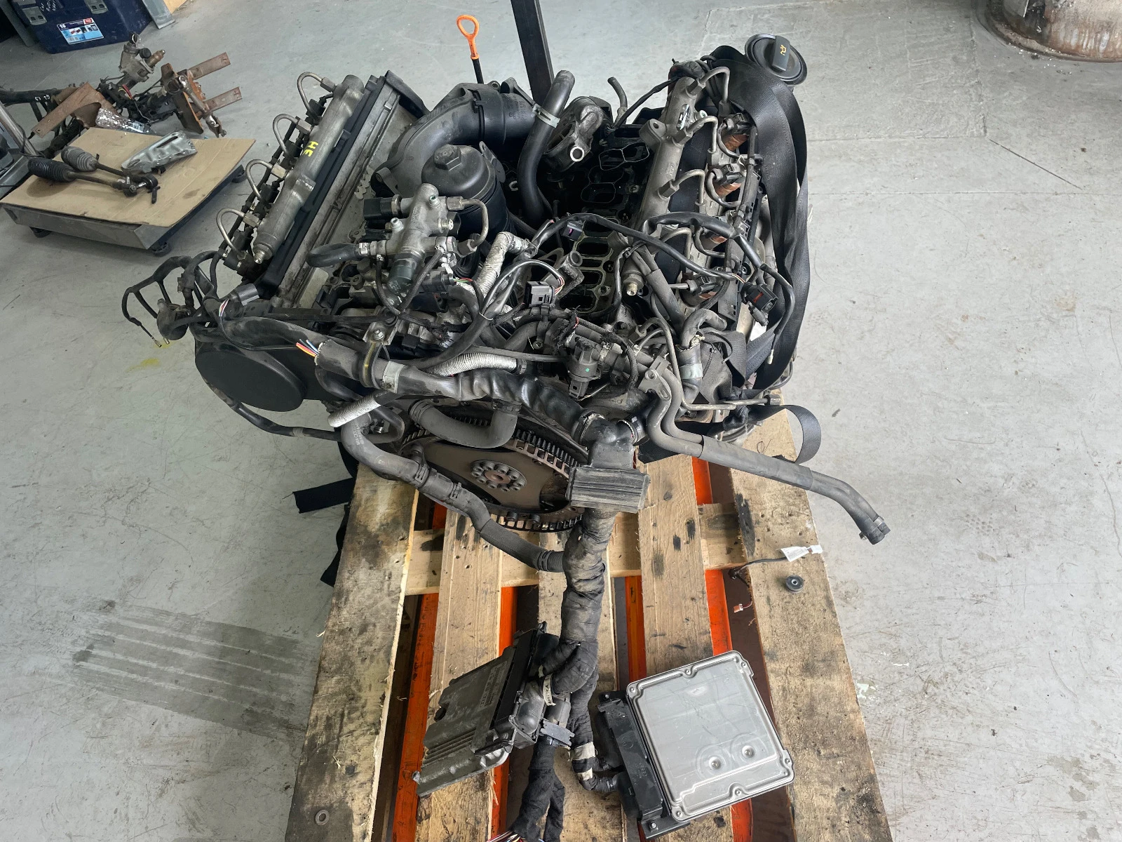   8 4.0   | Mobile.bg   6