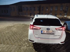 Toyota Auris Е18 turing, снимка 9