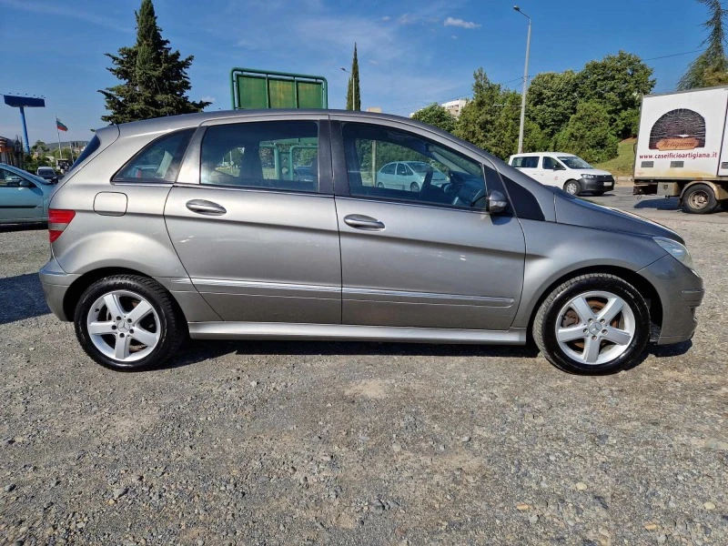 Mercedes-Benz B 200 CDI, снимка 6 - Автомобили и джипове - 42119470