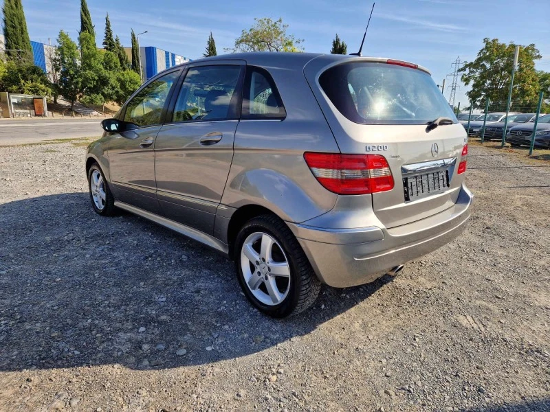 Mercedes-Benz B 200 CDI, снимка 3 - Автомобили и джипове - 42119470