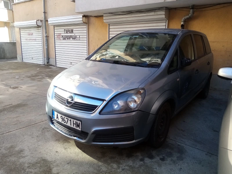 Opel Zafira, снимка 1 - Автомобили и джипове - 45399376