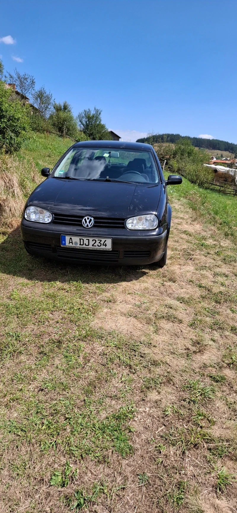 VW Golf, снимка 1 - Автомобили и джипове - 47009084