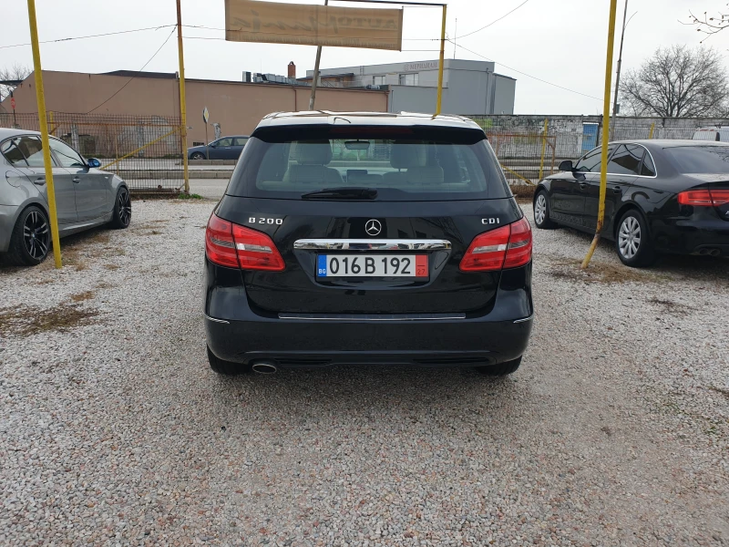 Mercedes-Benz B 200 AMG DISTRONIC EXECUTIVE, снимка 5 - Автомобили и джипове - 48226400