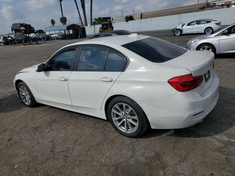 BMW 320 2.0L 4 Rear-wheel drive, снимка 2 - Автомобили и джипове - 48283930