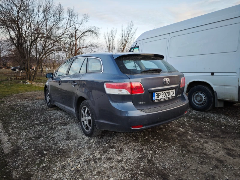 Toyota Avensis 2.0 D4D | КАСКО + НОВИ ЗИМНИ ГУМИ, снимка 6 - Автомобили и джипове - 52361857