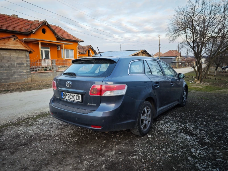 Toyota Avensis 2.0 D4D | КАСКО + НОВИ ЗИМНИ ГУМИ, снимка 5 - Автомобили и джипове - 52361857
