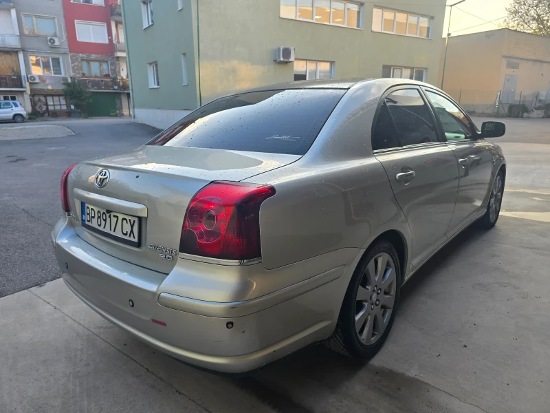Toyota Avensis 2.0 D4D, снимка 5 - Автомобили и джипове - 50260787