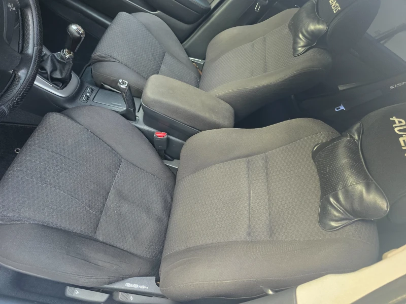 Toyota Avensis 2.0 D4D, снимка 8 - Автомобили и джипове - 50260787