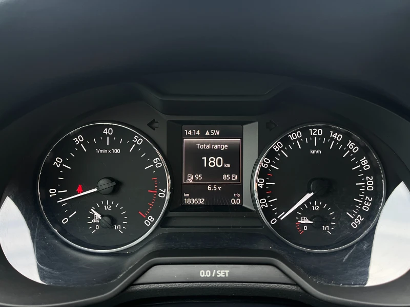 Skoda Octavia 1.4i G-TEC/TGI/LPG/BiFuel, снимка 11 - Автомобили и джипове - 50888079