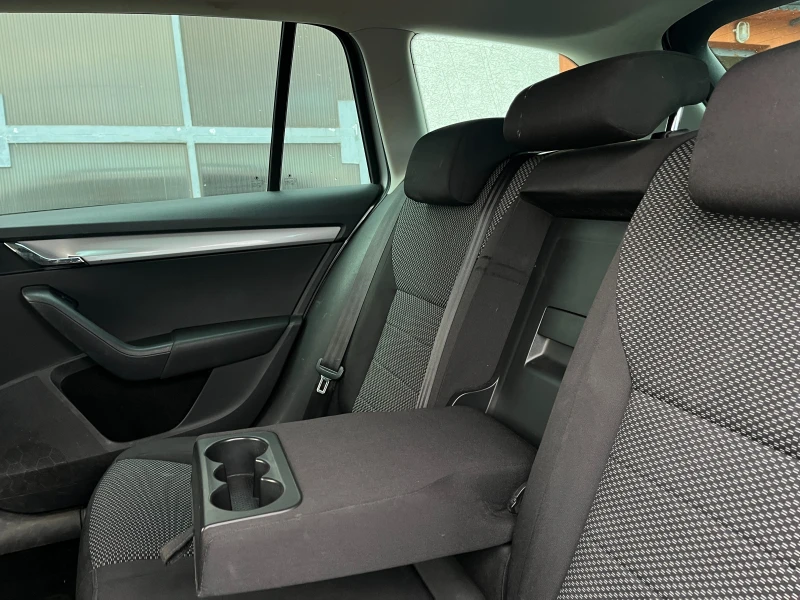 Skoda Octavia 1.4i G-TEC/TGI/LPG/BiFuel, снимка 10 - Автомобили и джипове - 50888079