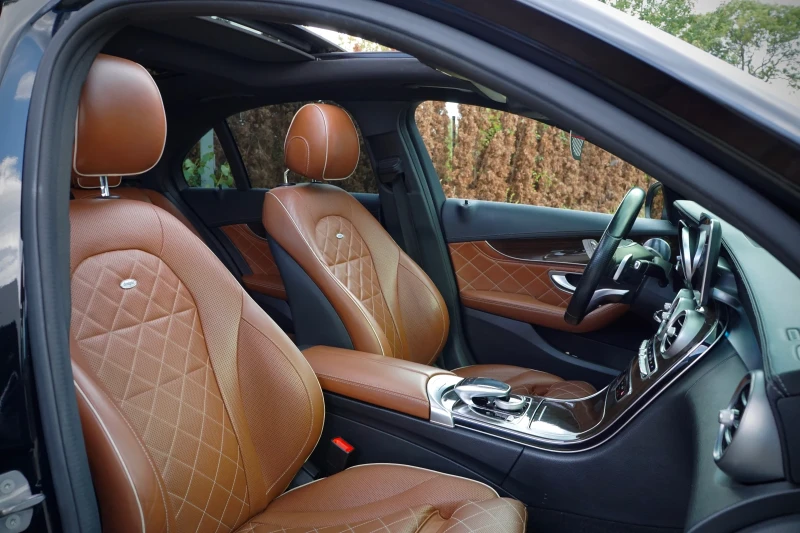 Mercedes-Benz C 300 AMG проблем , снимка 9 - Автомобили и джипове - 52189908