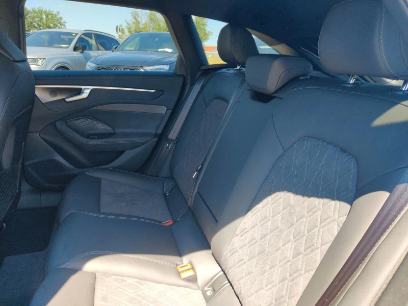 Audi A6 E-HYBRID AVANT/NEW MODEL/S-LINE/QUATTRO/B&O/HEADUP, снимка 14 - Автомобили и джипове - 51810476
