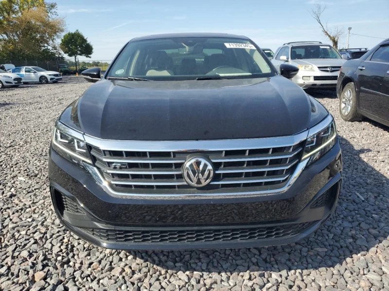 VW Passat R-LINE * 67000KM , снимка 5 - Автомобили и джипове - 52815002