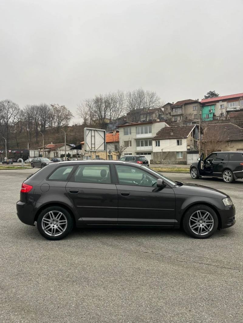 Audi A3 Face lift//2.0Tdi//Automatic, снимка 14 - Автомобили и джипове - 52886671