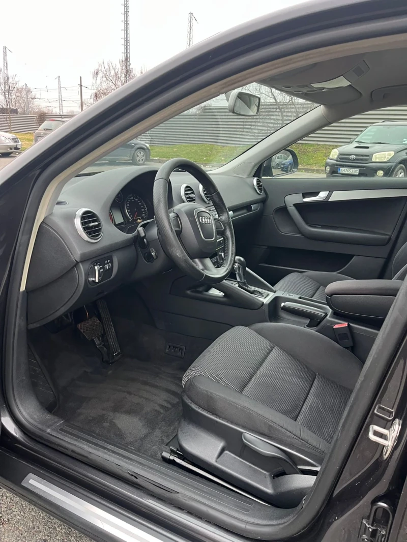 Audi A3 Face lift//2.0Tdi//Automatic, снимка 11 - Автомобили и джипове - 52886671