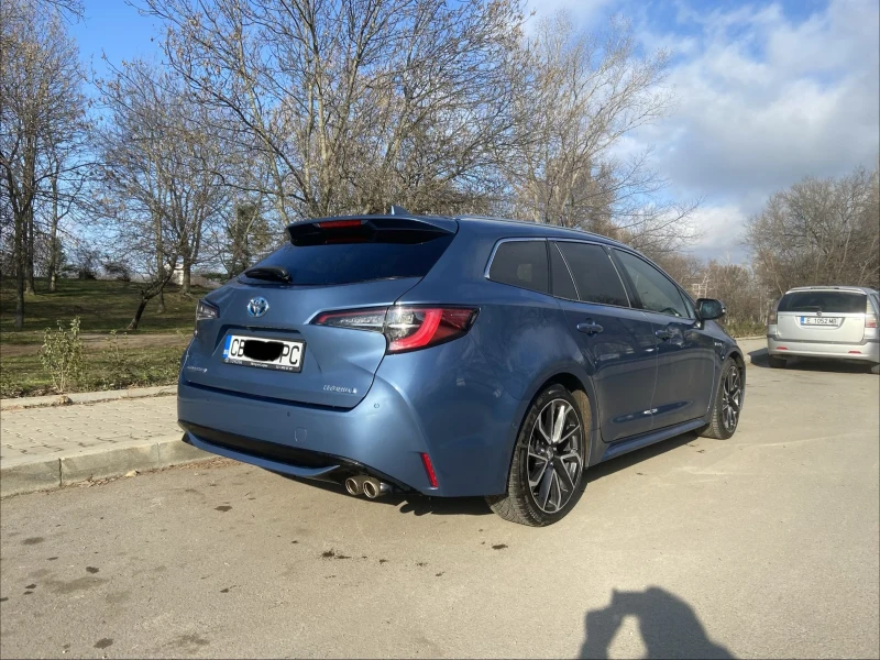 Toyota Corolla TS 2.0 Hybrid Luxury Pano , снимка 4 - Автомобили и джипове - 53140591