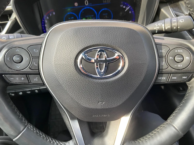 Toyota Corolla TS 2.0 Hybrid Luxury Pano , снимка 12 - Автомобили и джипове - 53140591