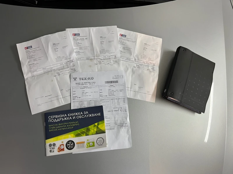 VW Golf 1.6TDI 105кс Обслужен ТОП, снимка 15 - Автомобили и джипове - 53167848