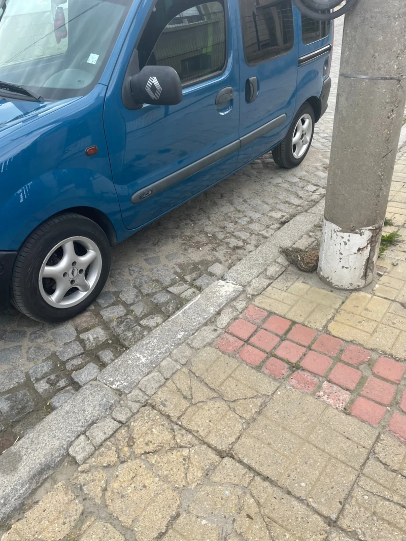Renault Kangoo 1.2, снимка 3 - Автомобили и джипове - 53330447