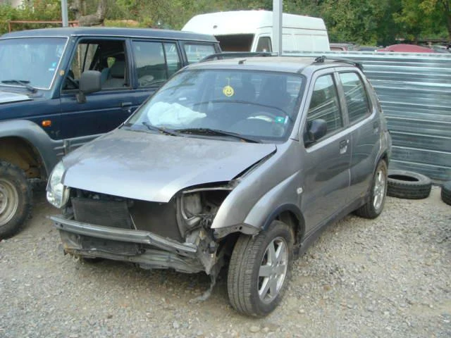 Suzuki Ignis 1.3 16V, снимка 1 - Автомобили и джипове - 46834138