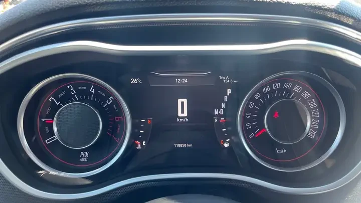 Dodge Challenger RT/KAMEPA/5.7 V8/ - изображение 9