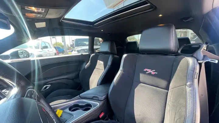 Dodge Challenger RT/KAMEPA/5.7 V8/ - изображение 8