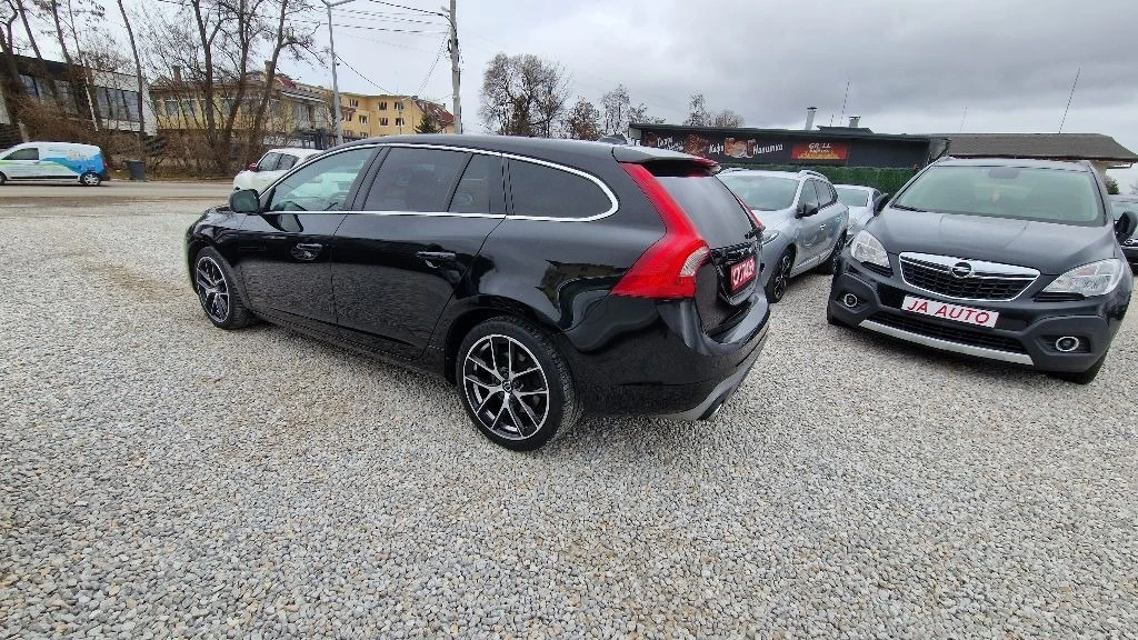 Volvo V60 2.0-180кс.Rdesing - изображение 8