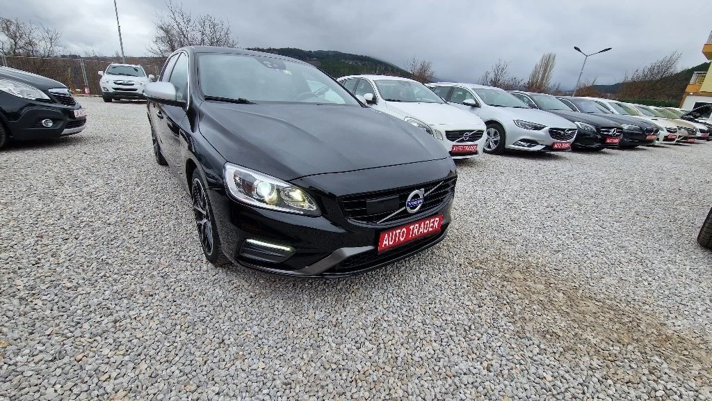 Volvo V60 2.0-180кс.Rdesing - изображение 3