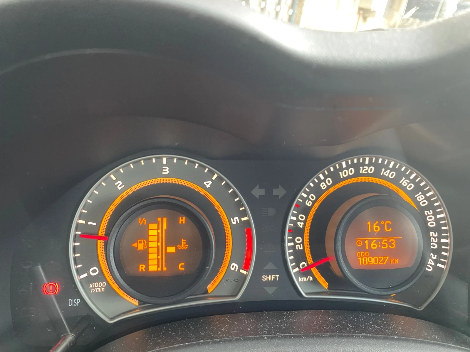 Toyota Corolla  - изображение 7