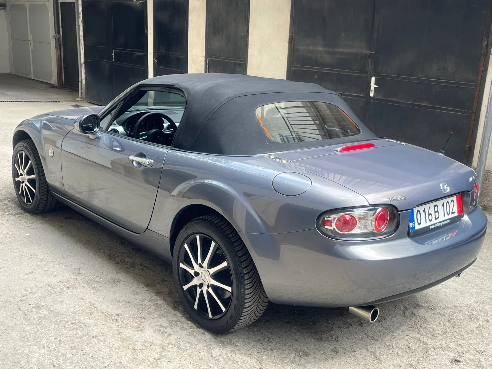 Mazda Mx-5 1.8 - изображение 3