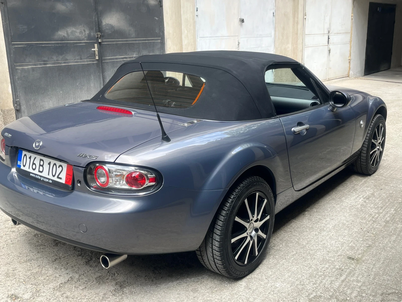 Mazda Mx-5 1.8 - изображение 5