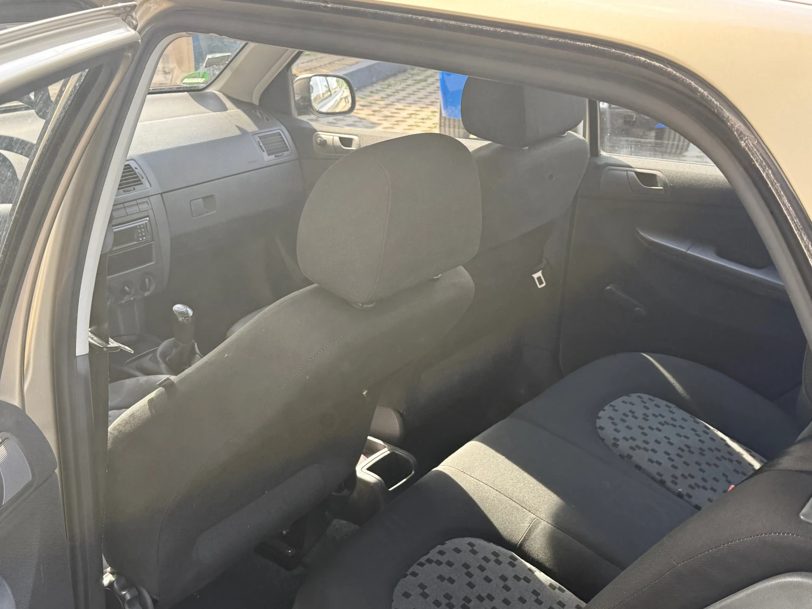 Skoda Fabia Със Работещ Климатик  - изображение 7