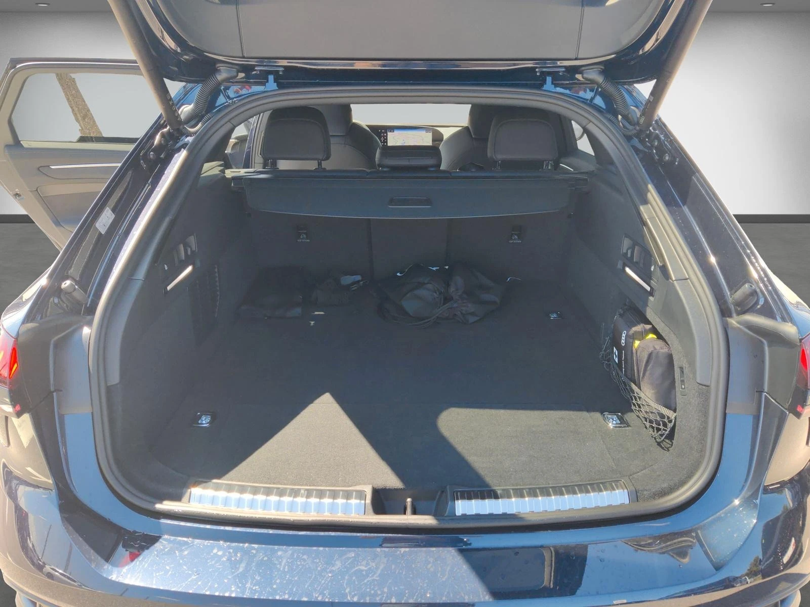 Audi A6 E-HYBRID AVANT/NEW MODEL/S-LINE/QUATTRO/B&O/HEADUP | Mobile.bg   15