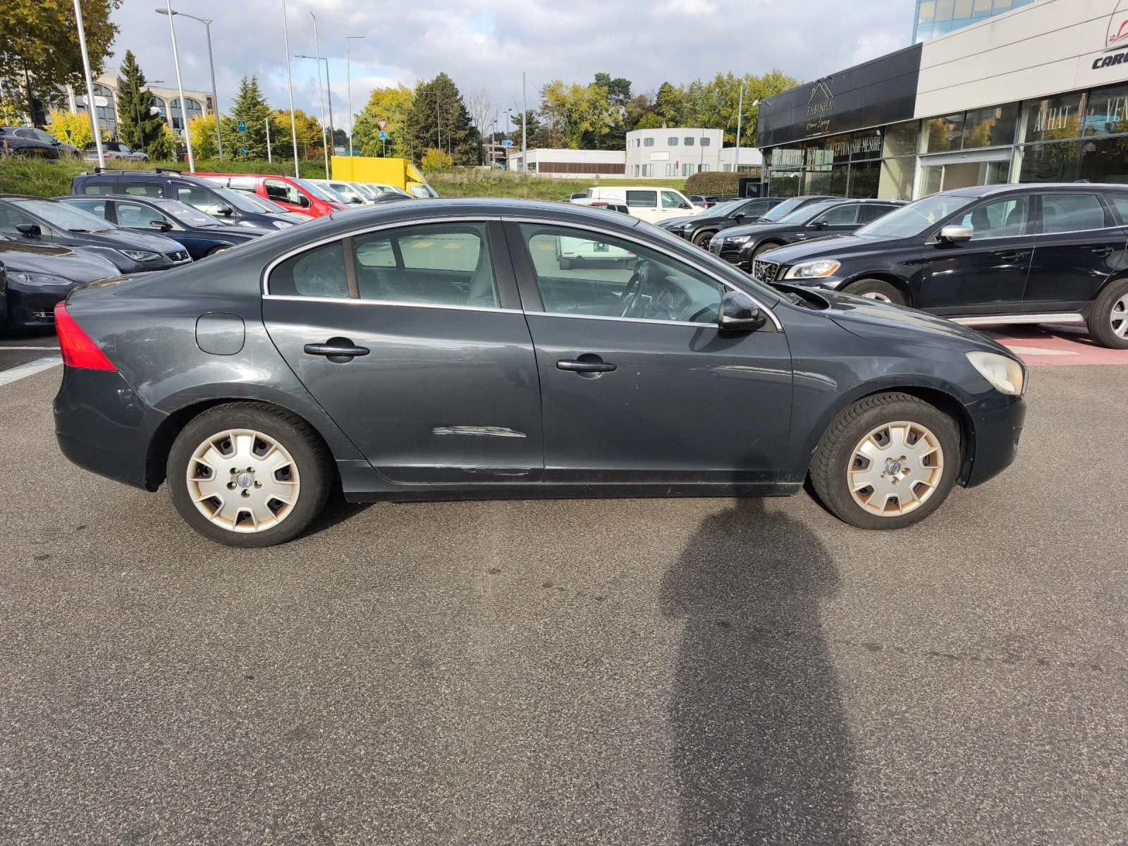 Volvo S60 2.0T - изображение 2