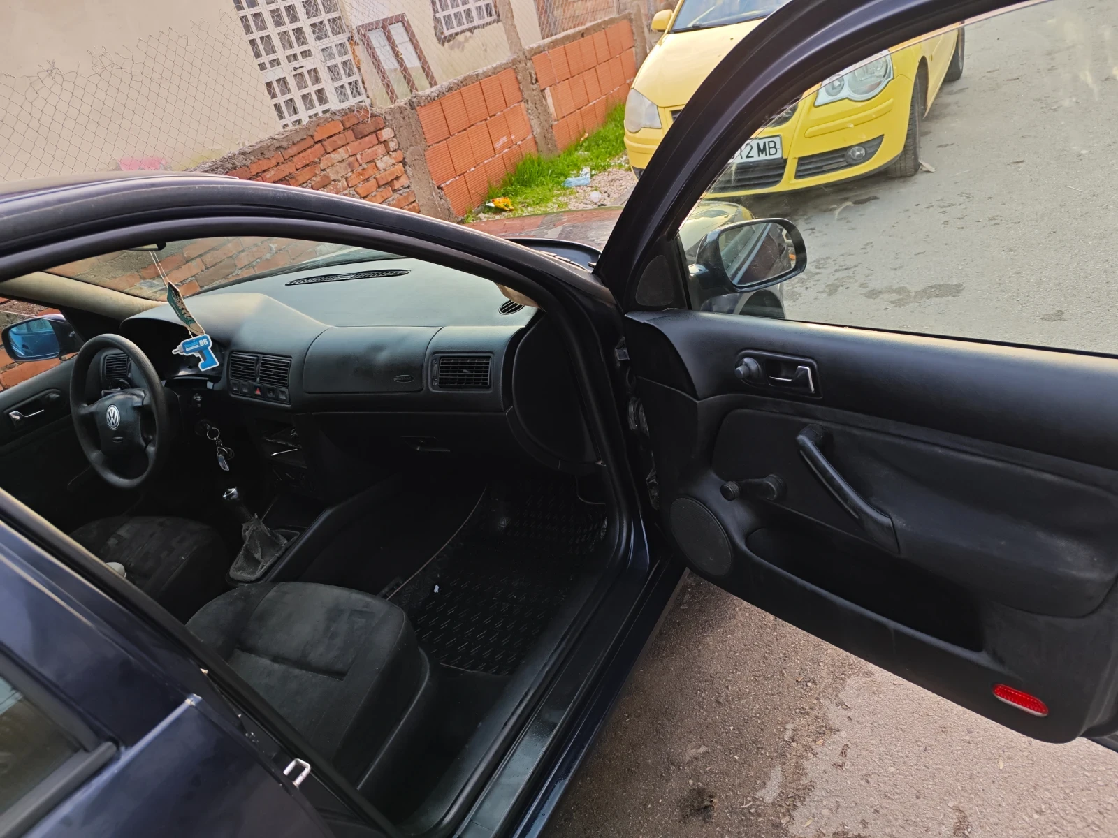 VW Golf | Mobile.bg   4