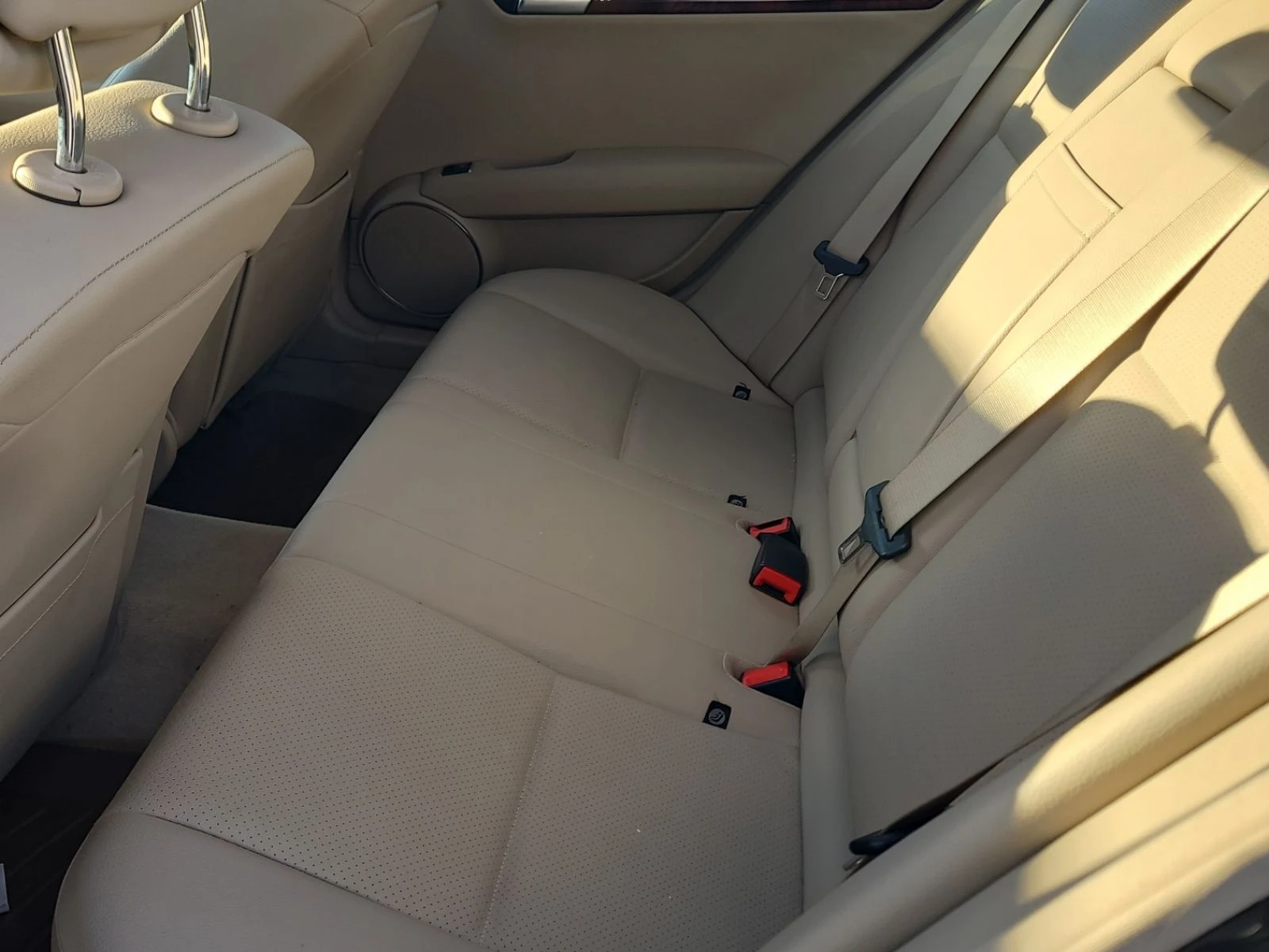 Mercedes-Benz C 300 3.0L 4MATIC  | Mobile.bg   7