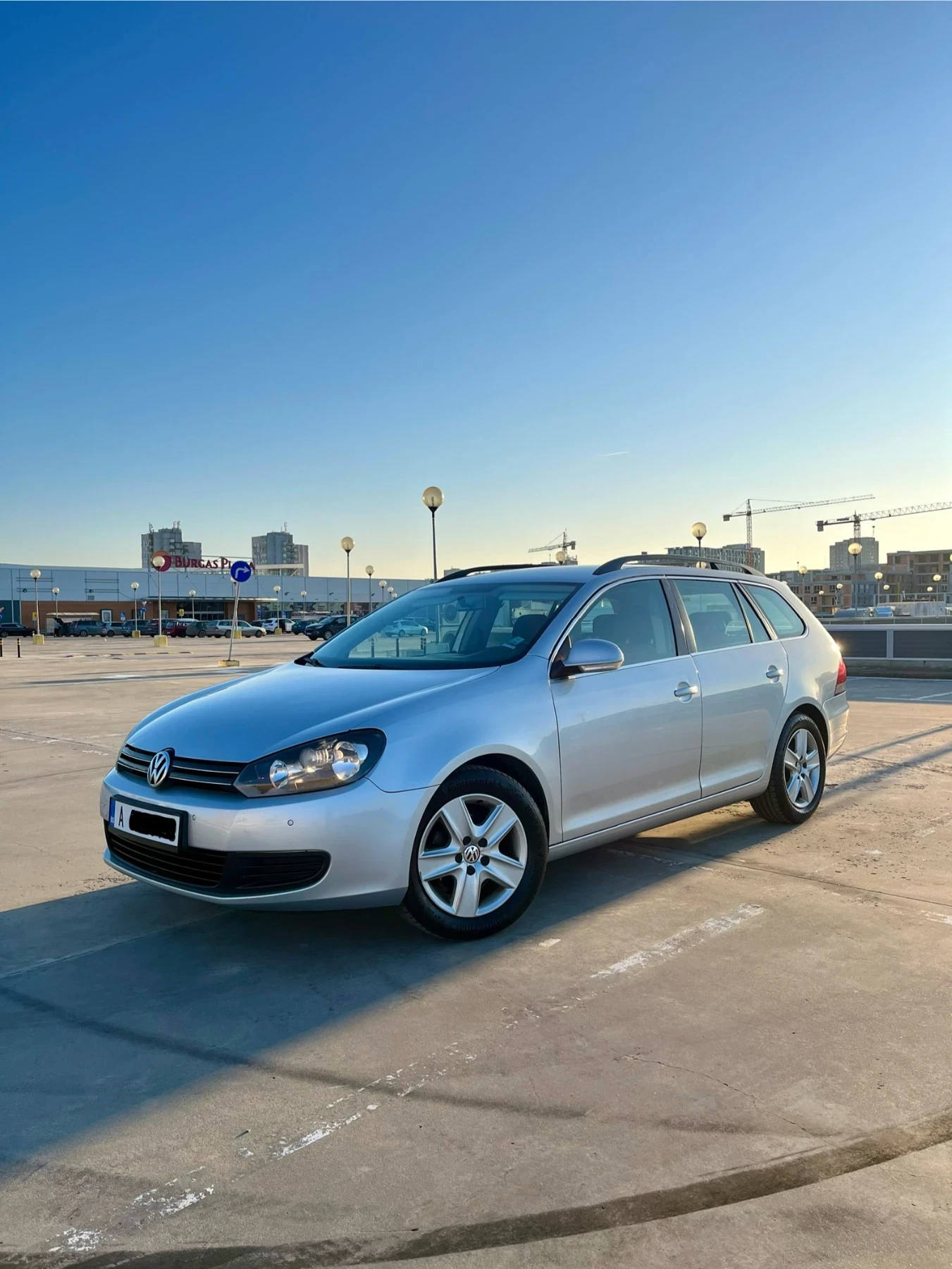 VW Golf 1.6TDI 105кс Обслужен ТОП - изображение 2