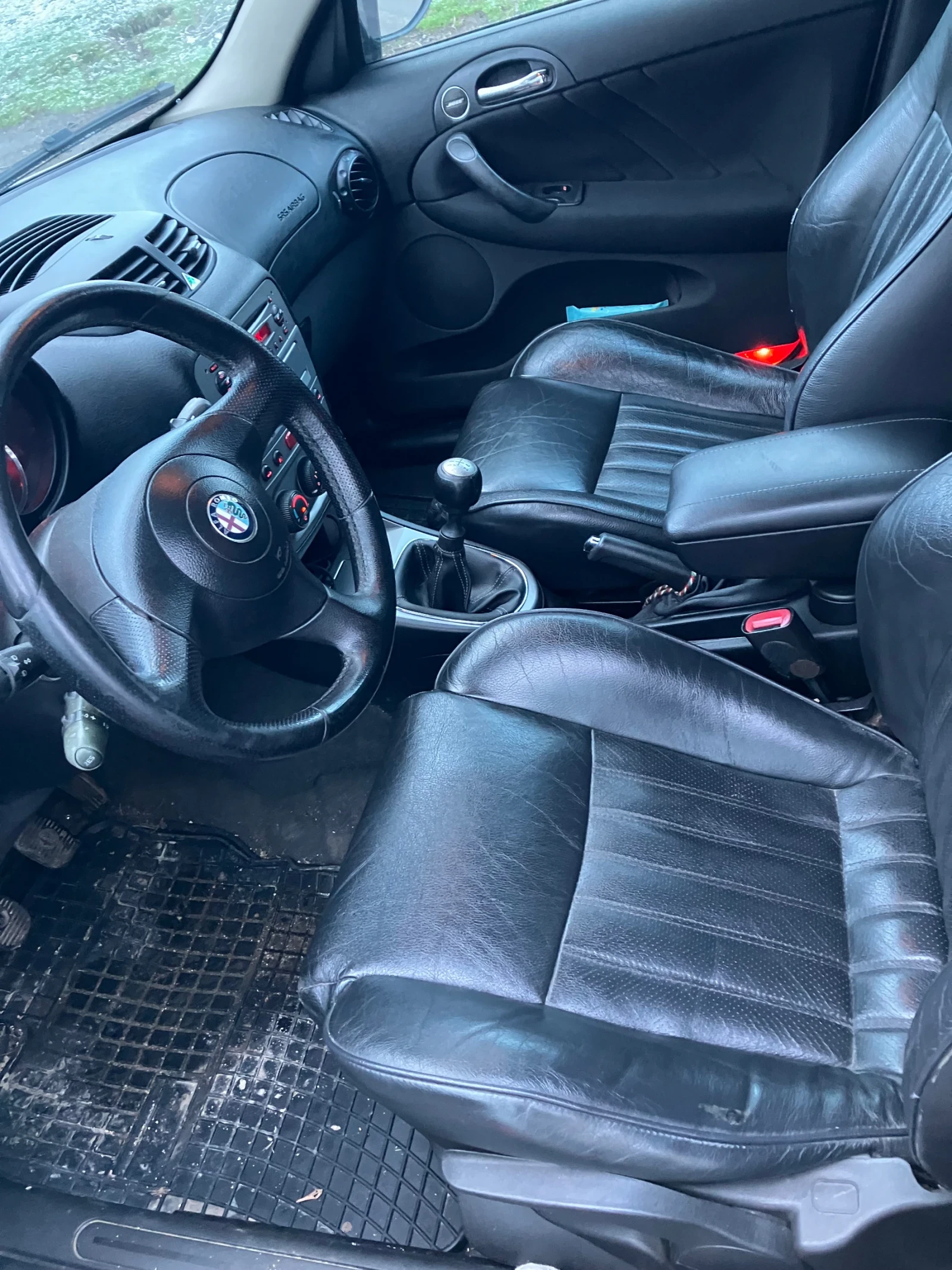 Alfa Romeo 147, снимка 3 - Автомобили и джипове - 53951027