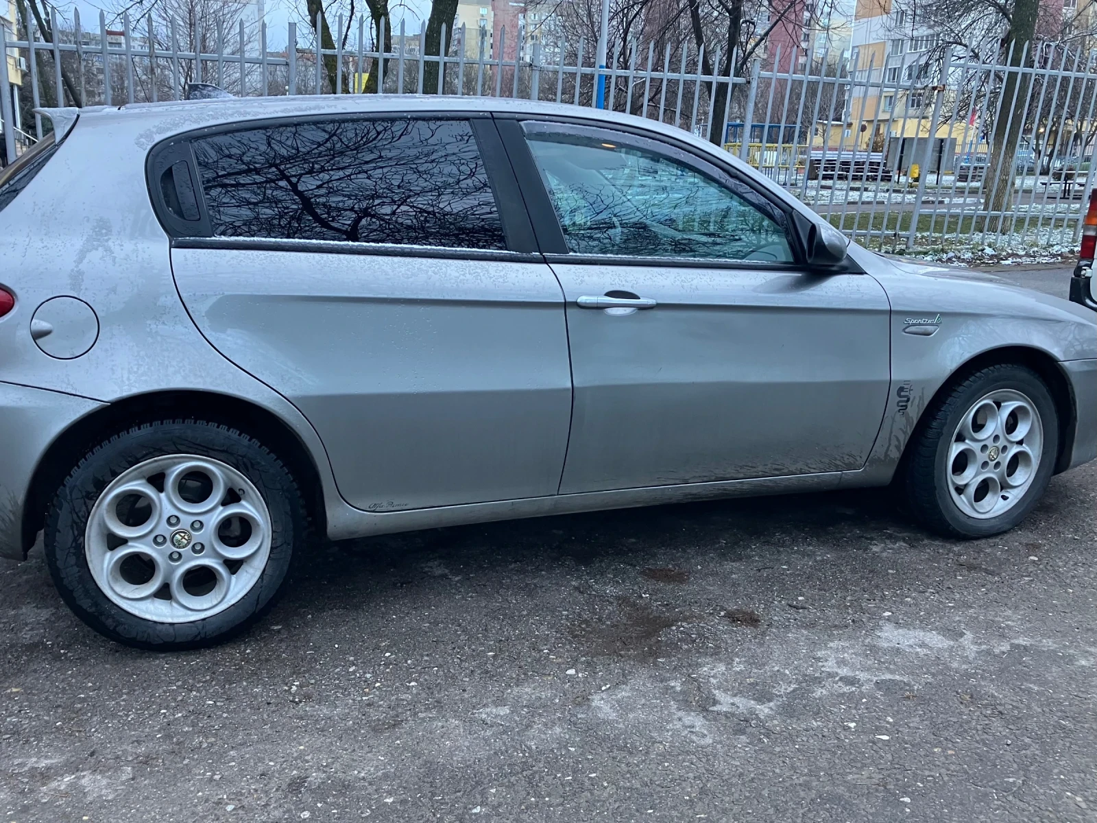 Alfa Romeo 147, снимка 5 - Автомобили и джипове - 53951027