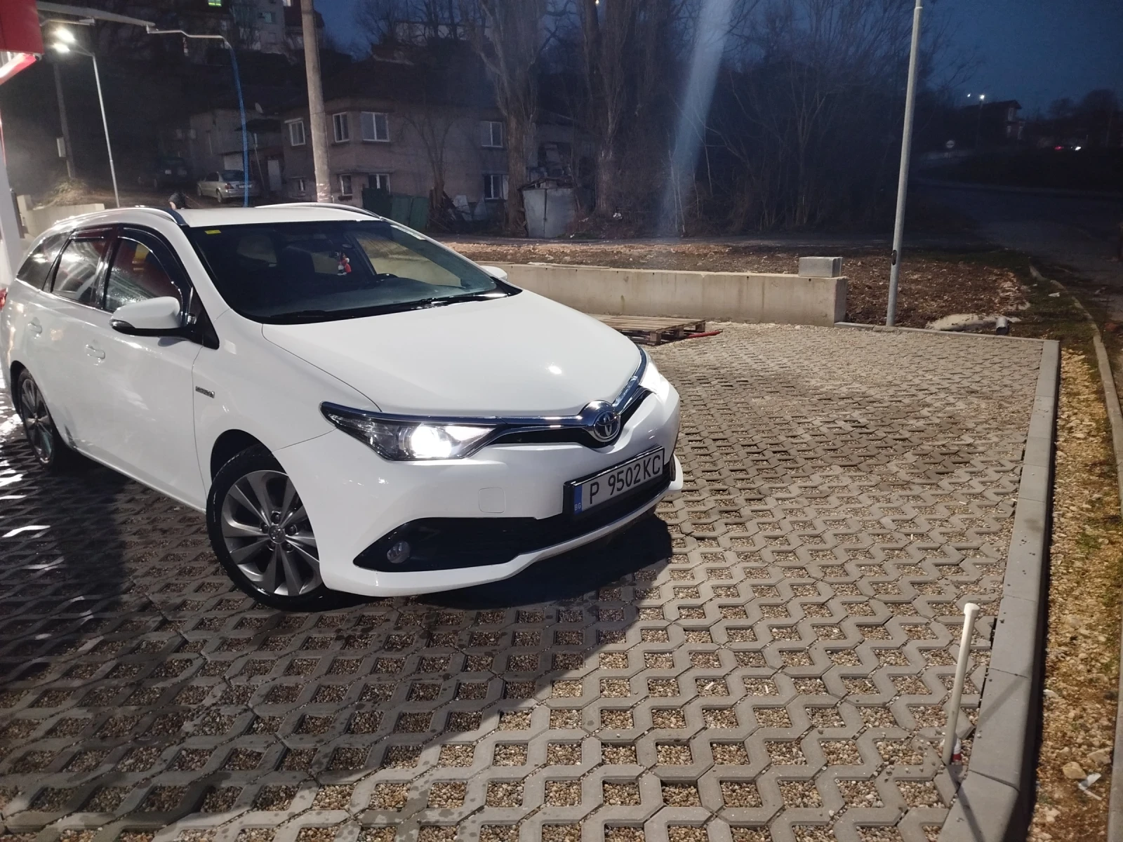 Toyota Auris Е18 turing