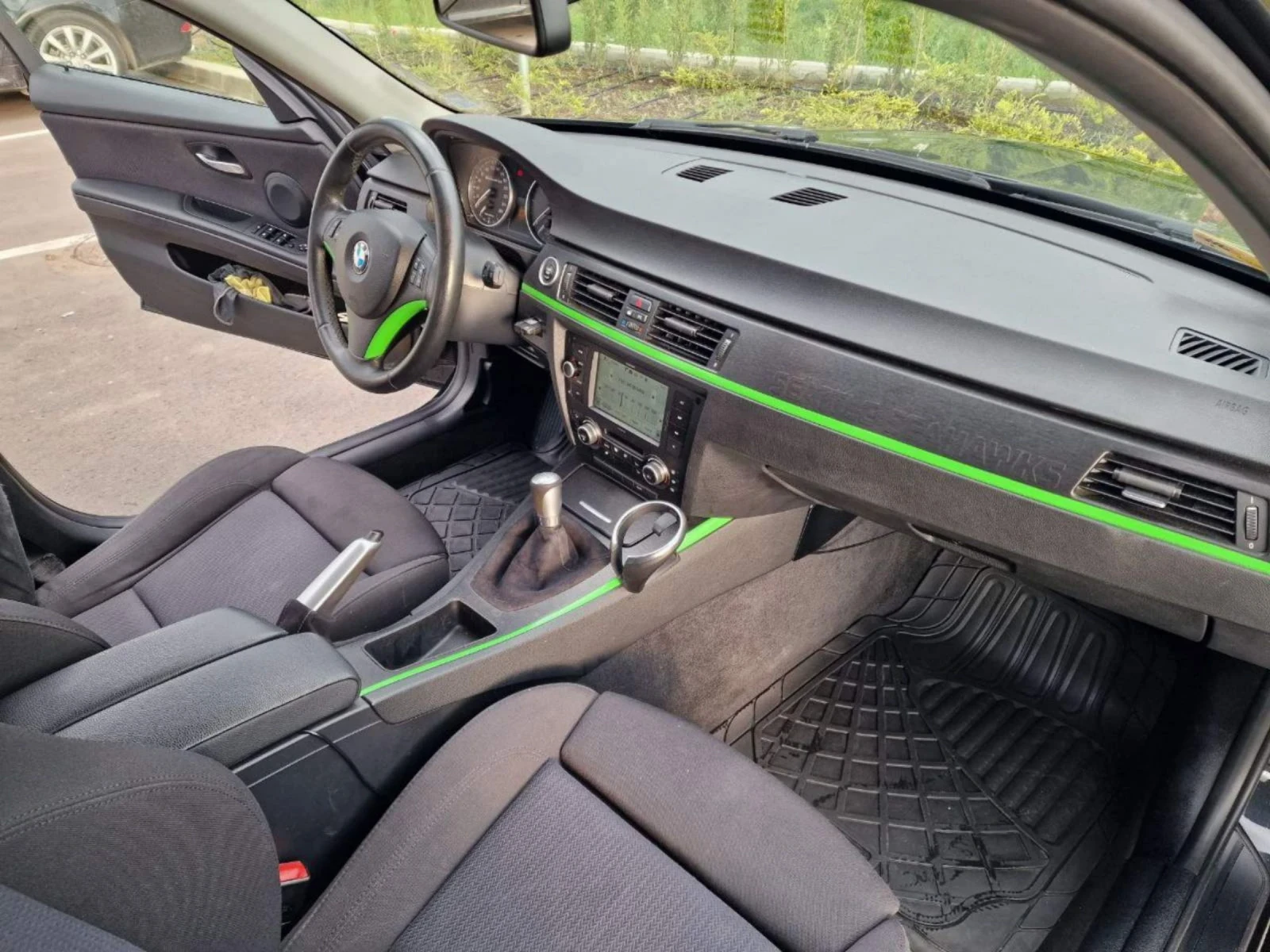 BMW 320, снимка 8 - Автомобили и джипове - 54132618