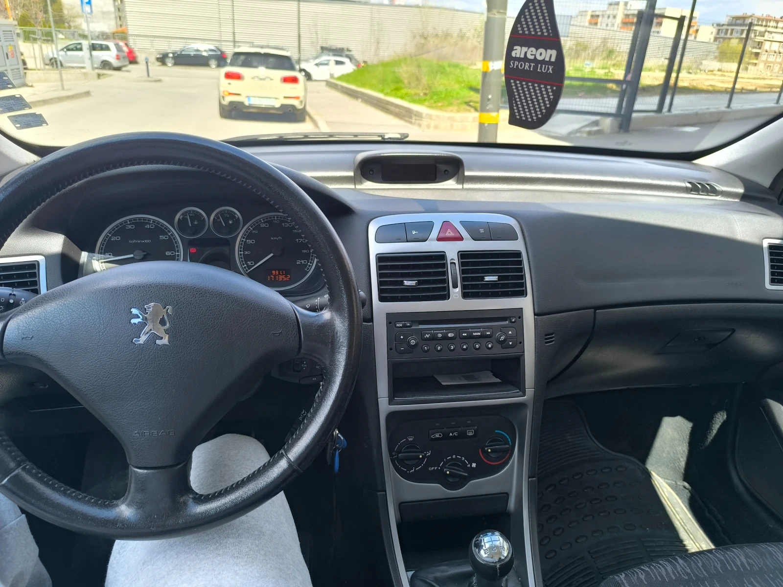 Peugeot 307, снимка 13 - Автомобили и джипове - 54157211